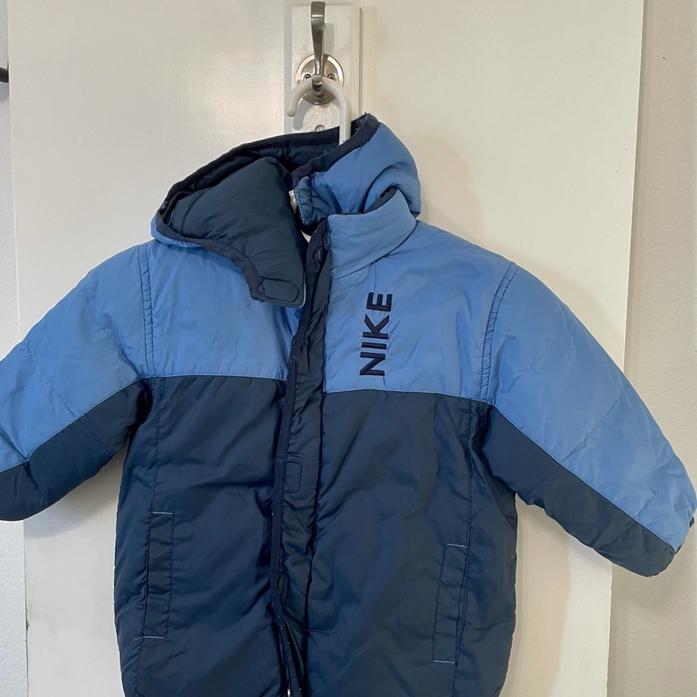 Reversible kids Nike puffy snow jacket